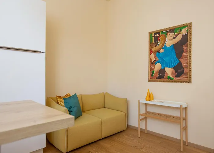 Artstay Luxury Apt Sempione, City Centre